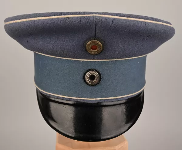 Prussian Kaiser Wilhelm II Personal Visor Cap of the 8th Hussar Regiment. Visuel 1 principal